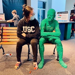 Meet your Posher, Ling